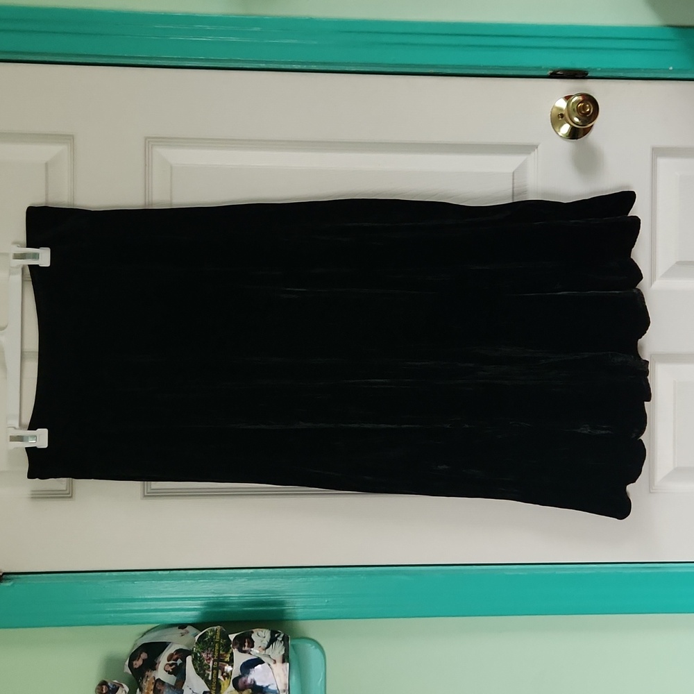 Long black velvet skirt